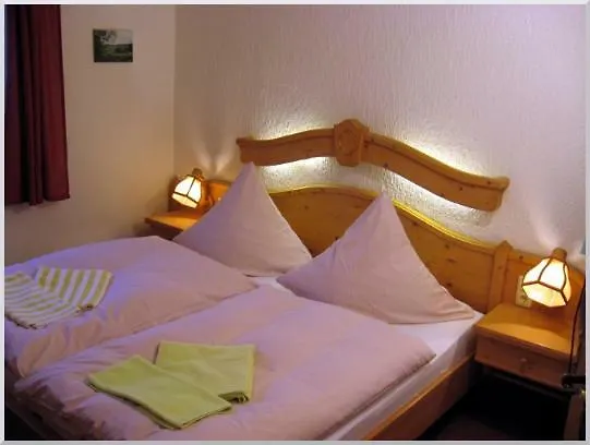 Pensjonat Gasthof-pension Rotes Haus 3*